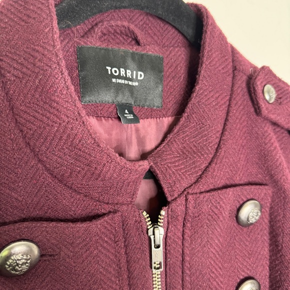 Torrid *missing button* Double-Breasted Burgundy Coat 4X - Picture 2 of 8